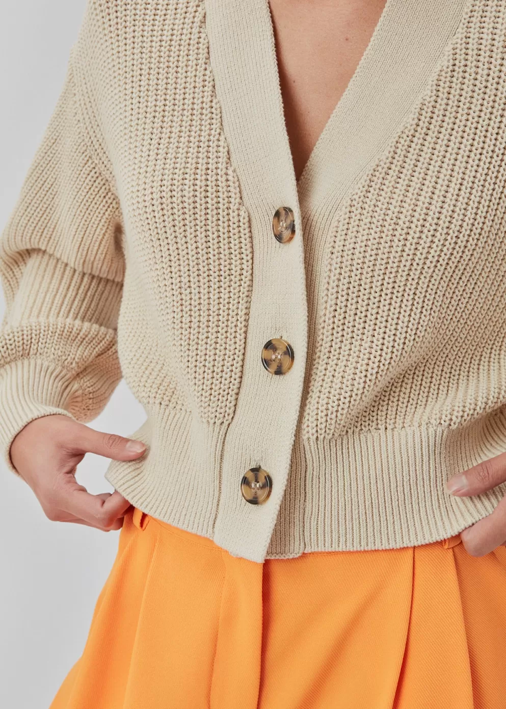 Hot Modström Callomd Cardigan Summer Sand