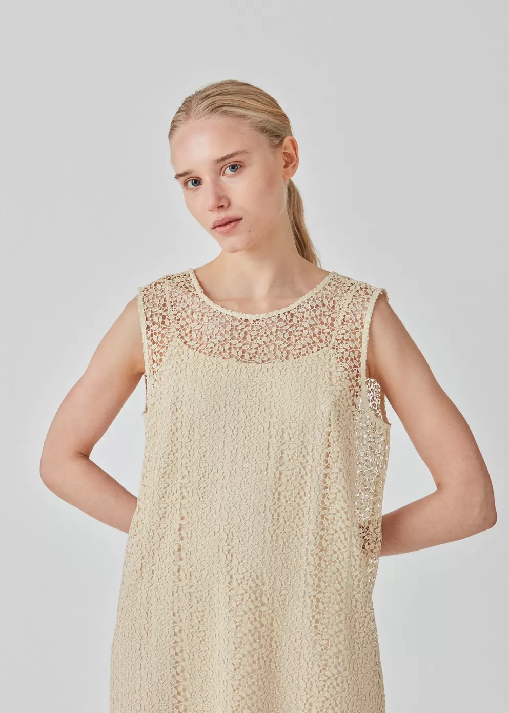 Online Modström Dionamd Dress Summer Sand