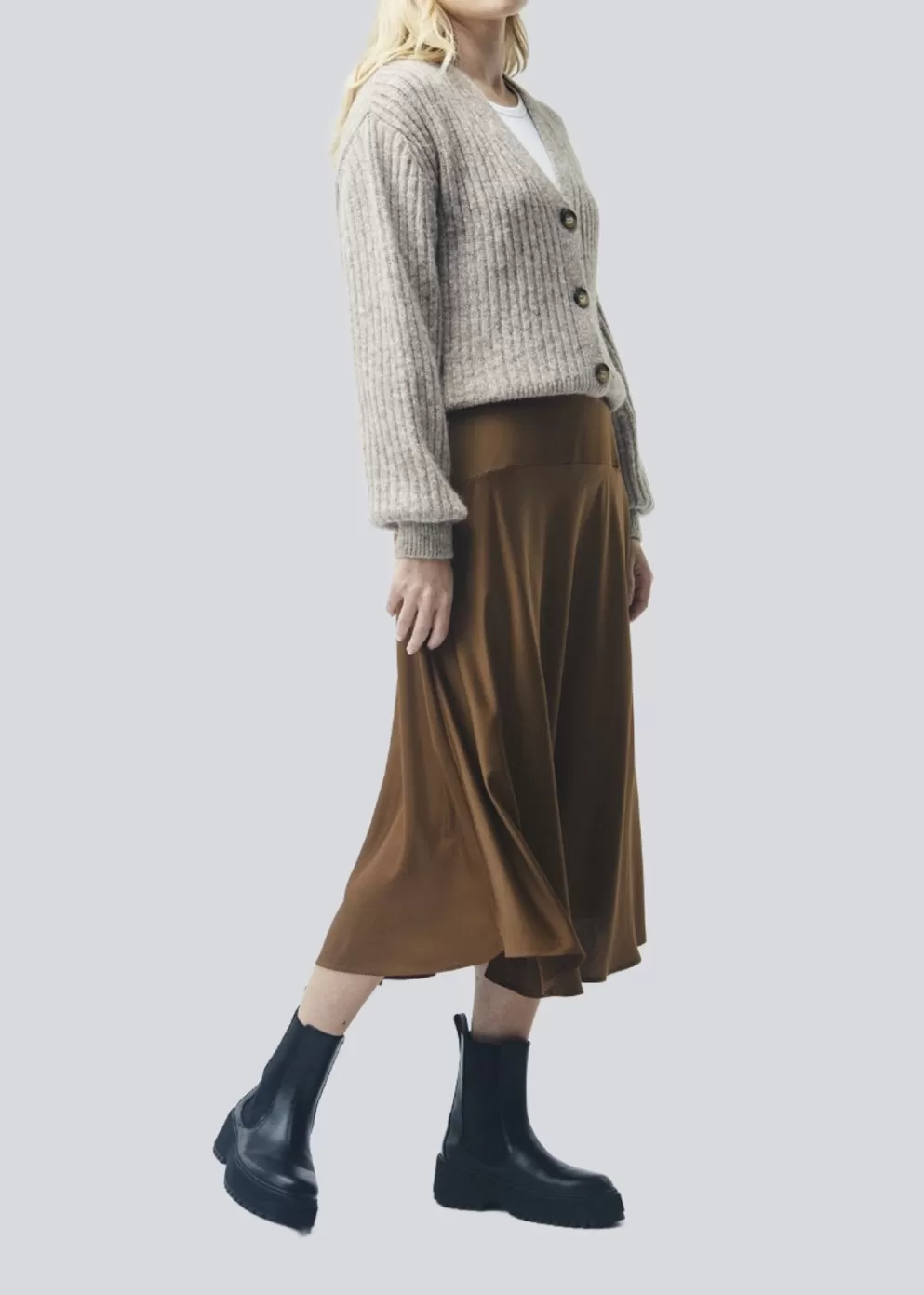 Shop Modström Goldie Cardigan Camel